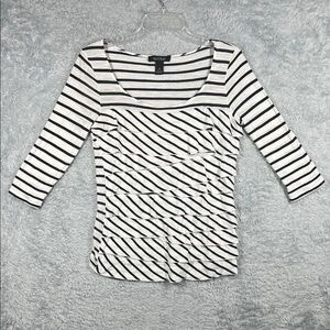Kathy Ireland Black and White Striped Long Sleeve Top